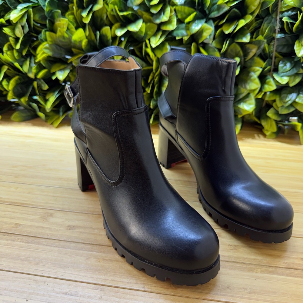 Christian Louboutin Black Leather Block Heel Ankle Length Boots size 39